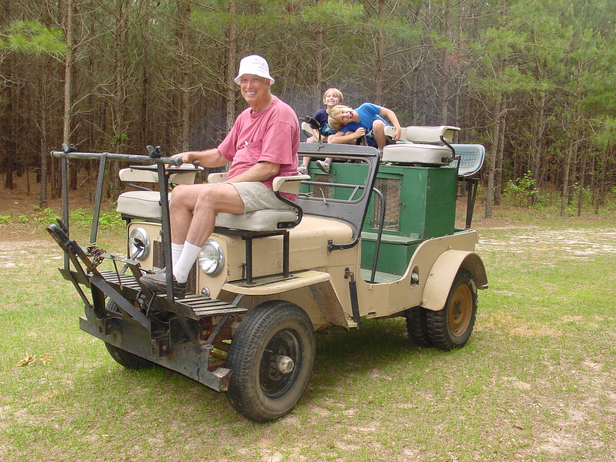 KP, D &K on jeep.JPG